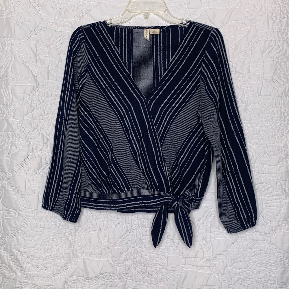 Tilly’s wrap long sleeve top